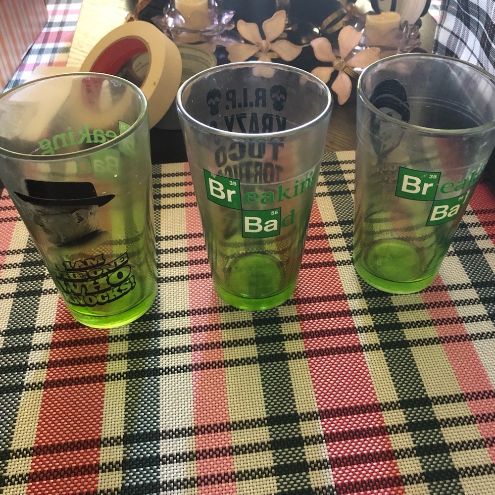 🎉TODAY ONLY🎉3  breaking bad glasses used by cast
